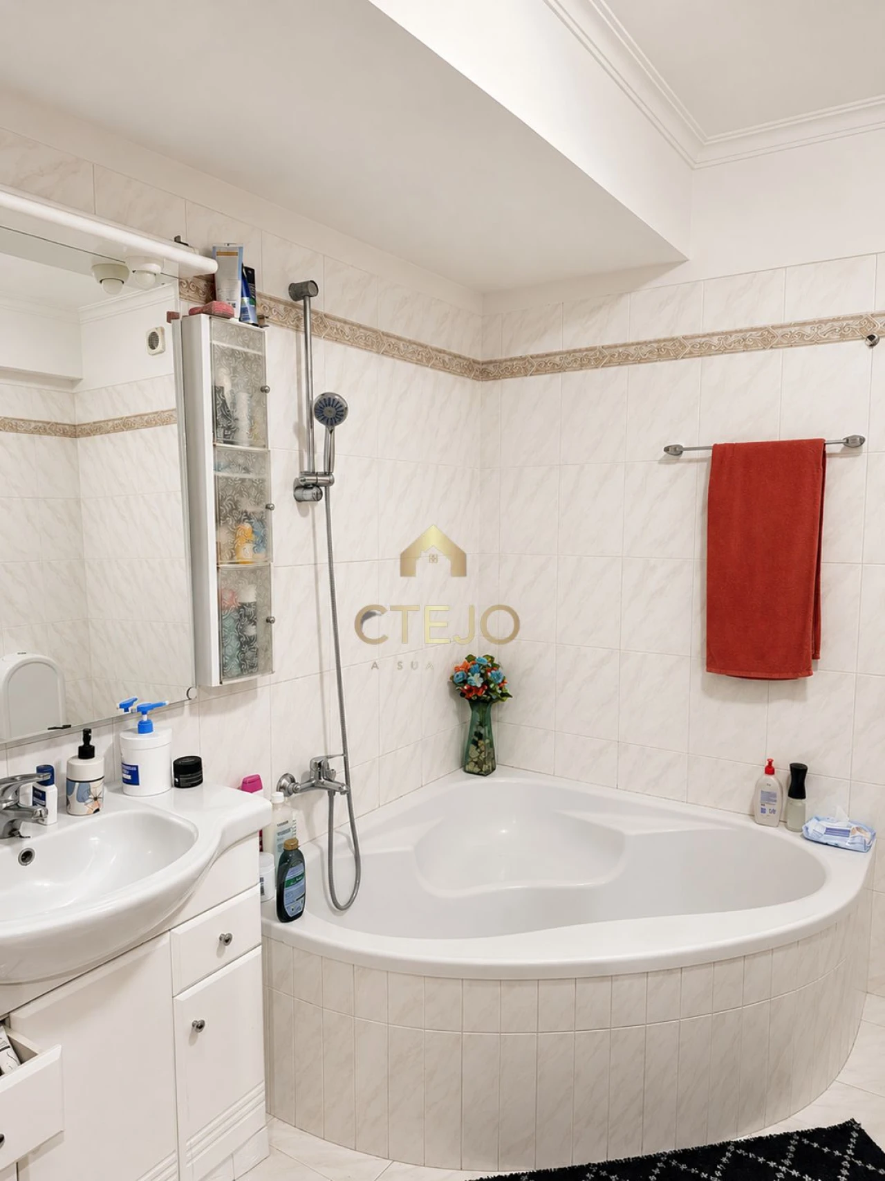 Apartamento T2 para Venda em Póvoa de Santa Iria e Forte da Casa Foto 8