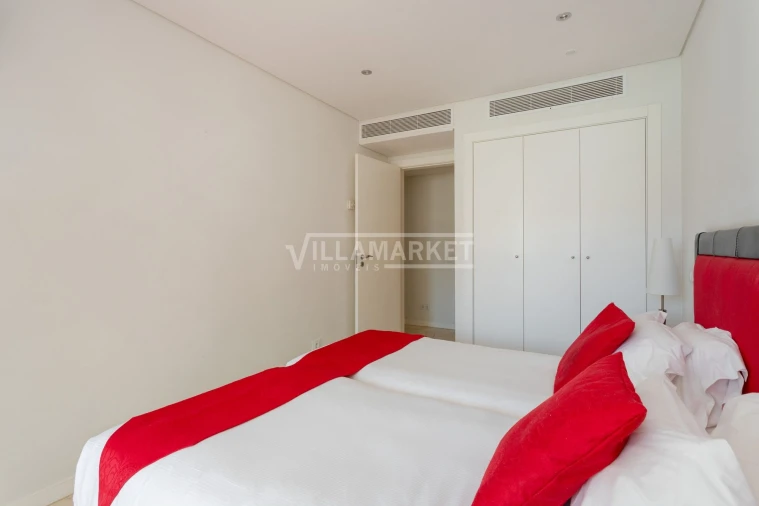 Apartamento T2 para Venda em Quarteira Foto 27