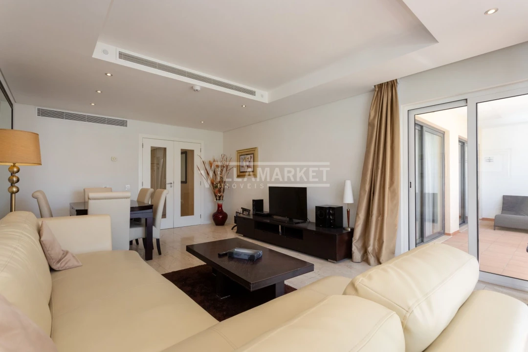 Apartamento T2 para Venda em Quarteira Foto 16