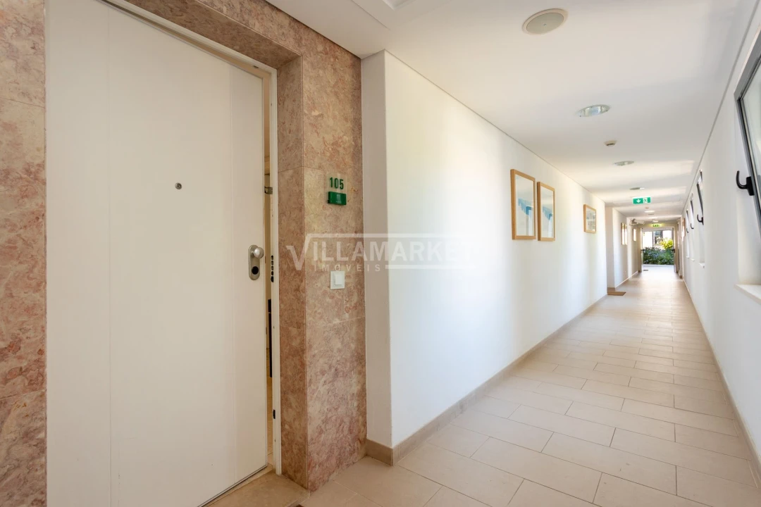 Apartamento T2 para Venda em Quarteira Foto 34