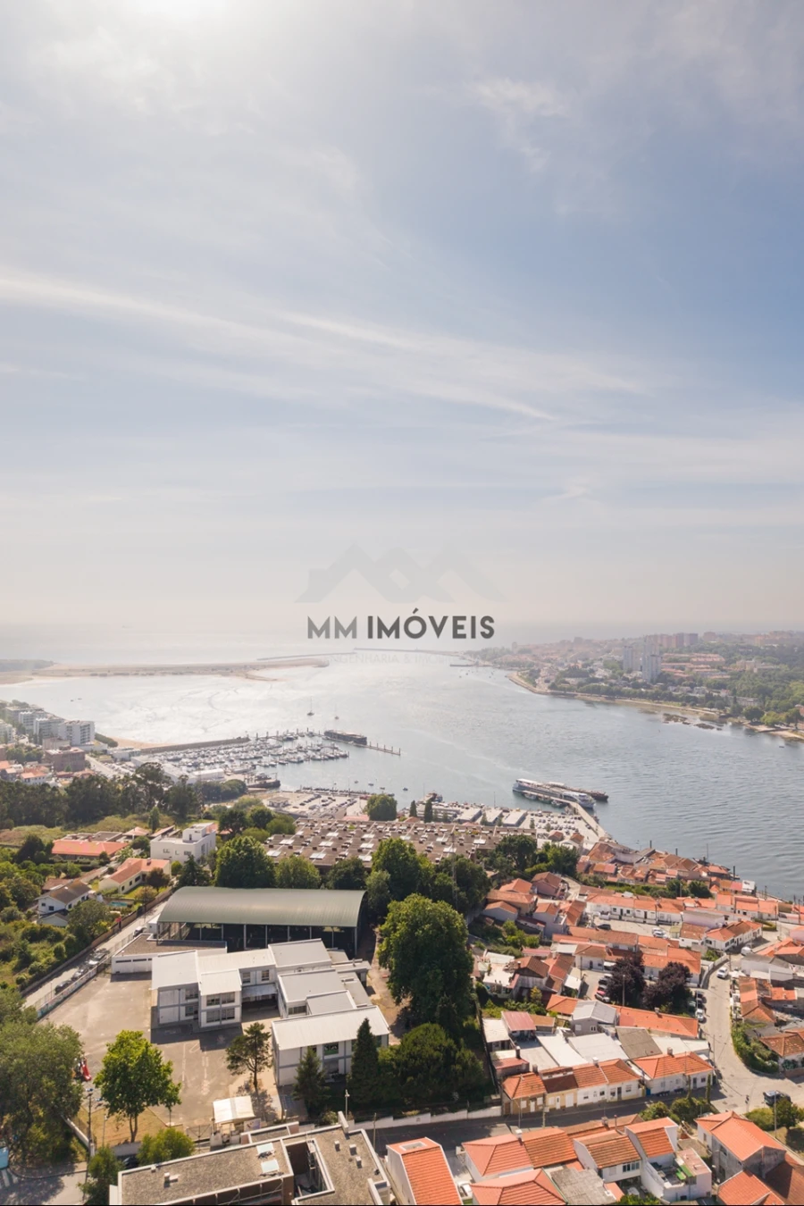 Apartamento T2 para Venda em Santa Marinha Foto 15