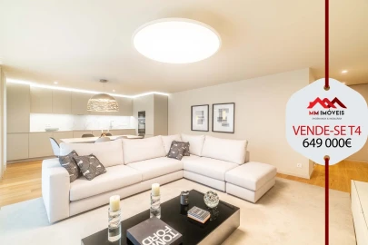 Apartamento T4 para Venda em Santa Marinha