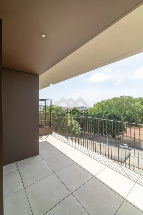 Apartamento T4 para Venda em Santa Marinha