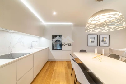 Apartamento T4 para Venda em Santa Marinha