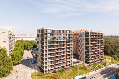 Apartamento T4 para Venda em Santa Marinha