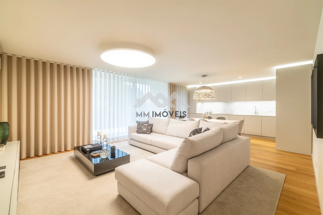 Apartamento T4 para Venda em Santa Marinha Foto 17