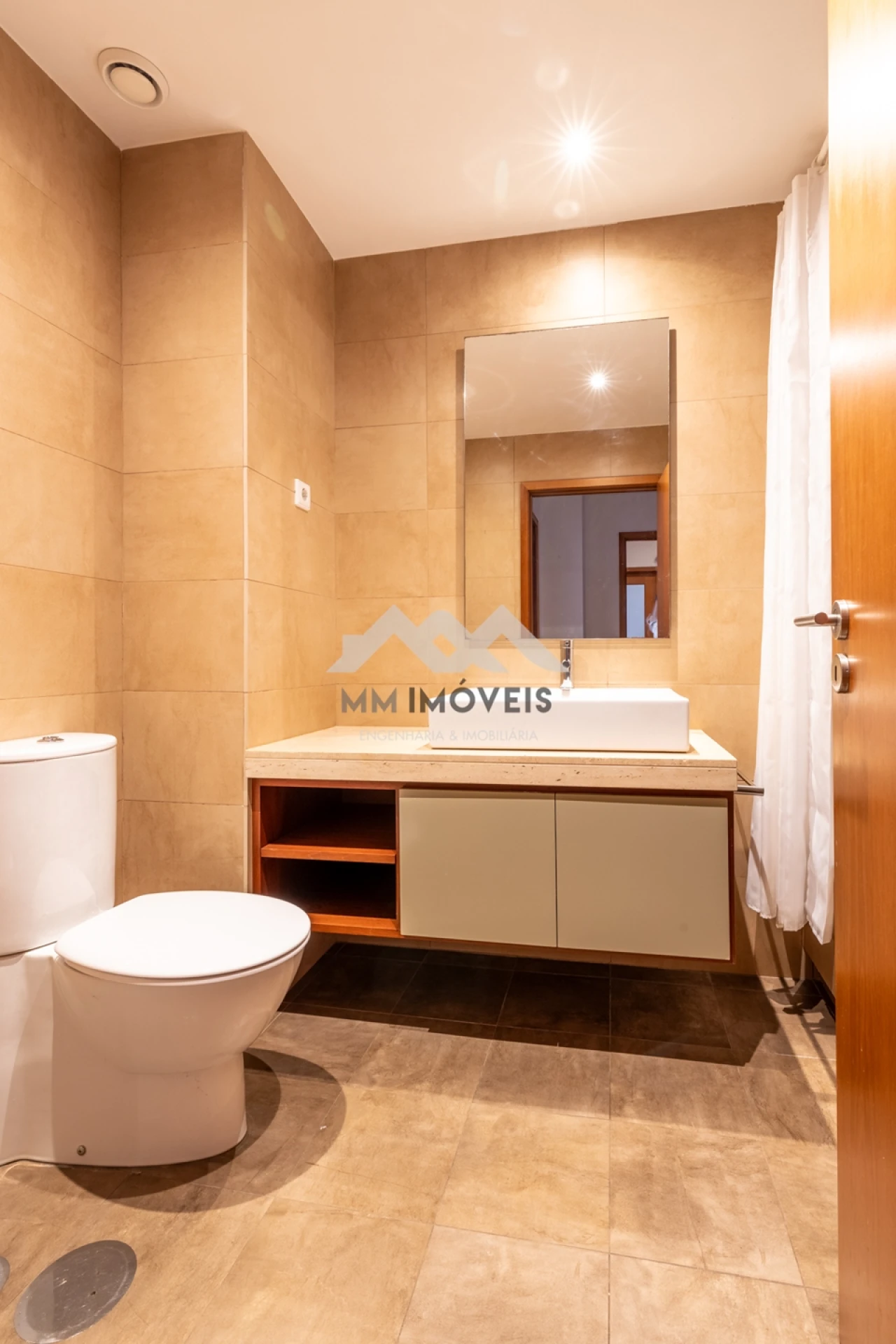 Apartamento T1 para Arrendamento em Ramalde Foto 16