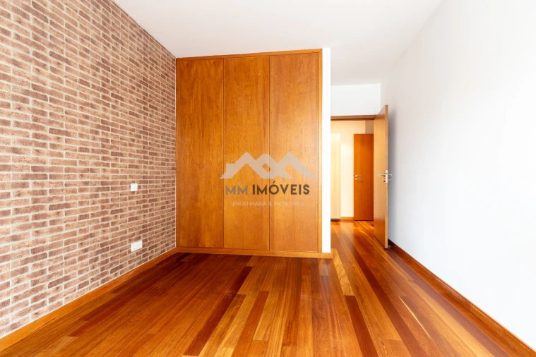 Apartamento T1 para Arrendamento em Ramalde Foto 11