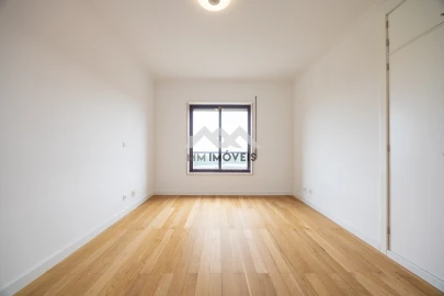 Apartamento T2 para Venda em Santa Marinha e São Pedro da Afurada