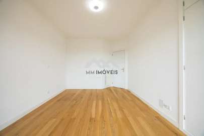 Apartamento T2 para Venda em Santa Marinha e São Pedro da Afurada