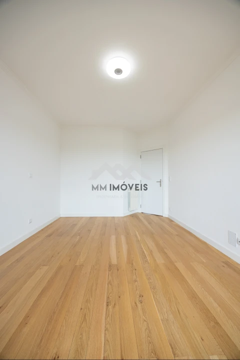 Apartamento T2 para Venda em Santa Marinha e São Pedro da Afurada