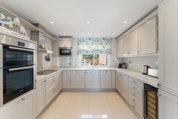 Apartamento T2 para Venda em Almancil Foto 14
