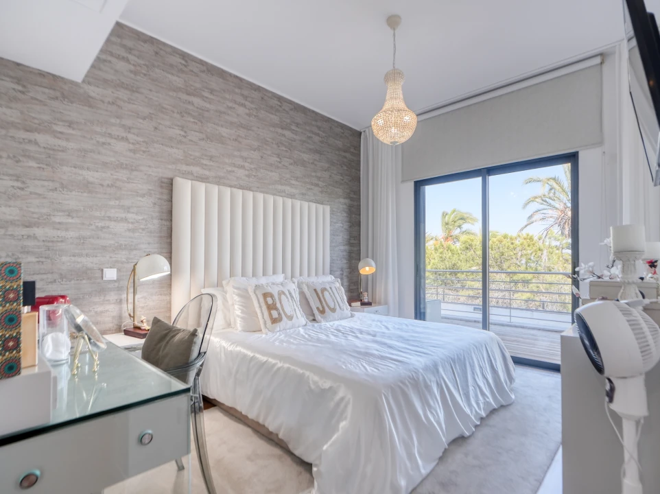 Apartamento T5 para Venda em Parque das Nações Foto 52