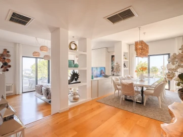 Apartamento T5 para Venda em Parque das Nações