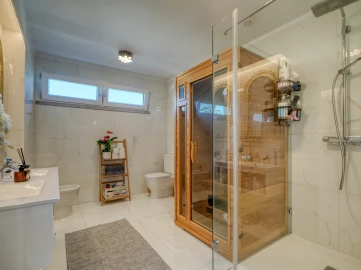 Apartamento T5 para Venda em Parque das Nações