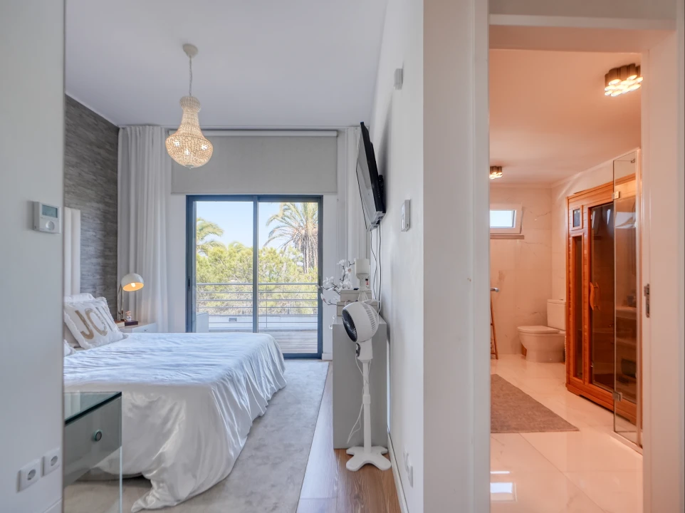 Apartamento T5 para Venda em Parque das Nações Foto 47