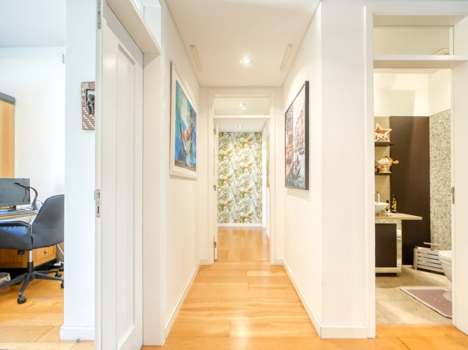 Apartamento T5 para Venda em Parque das Nações Foto 34