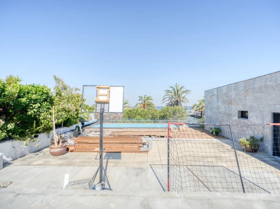 Apartamento T5 para Venda em Parque das Nações Foto 8