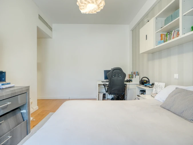 Apartamento T5 para Venda em Parque das Nações Foto 57