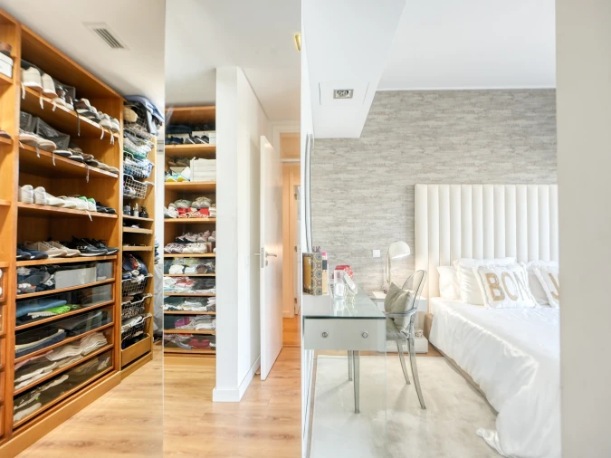 Apartamento T5 para Venda em Parque das Nações Foto 45