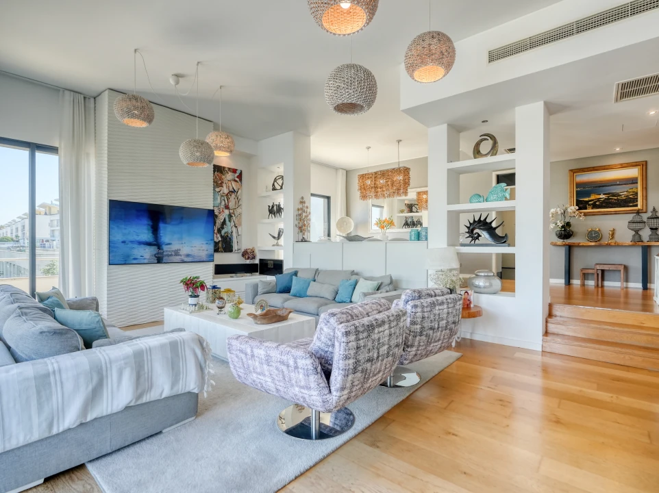 Apartamento T5 para Venda em Parque das Nações Foto 17