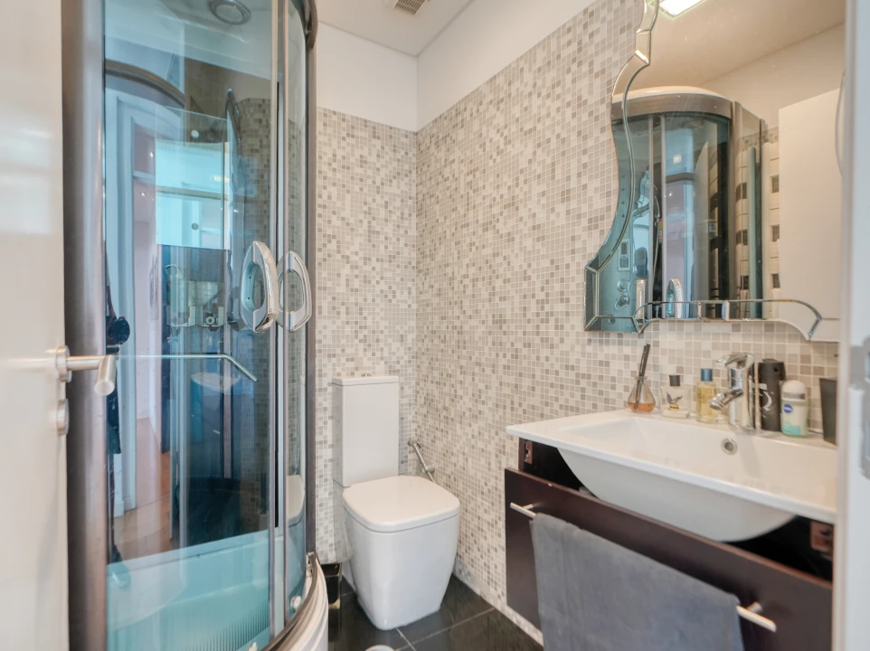 Apartamento T5 para Venda em Parque das Nações Foto 29