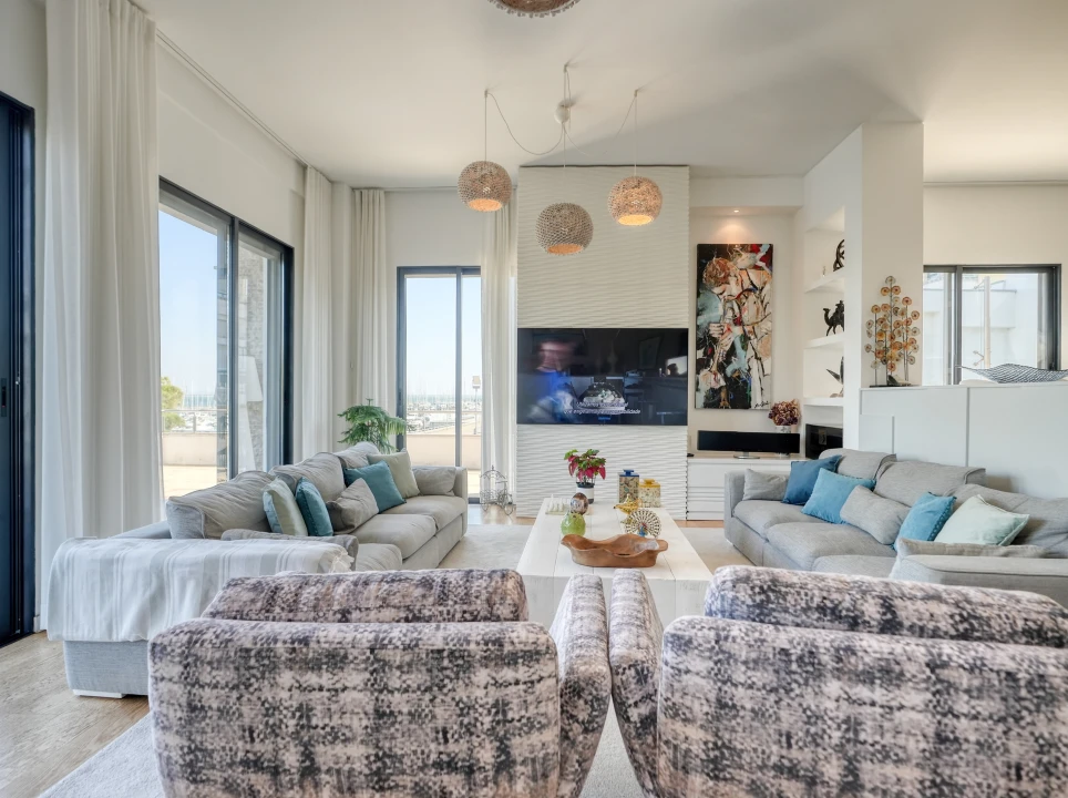 Apartamento T5 para Venda em Parque das Nações Foto 16