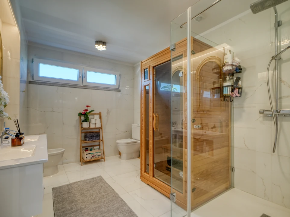 Apartamento T5 para Venda em Parque das Nações Foto 48