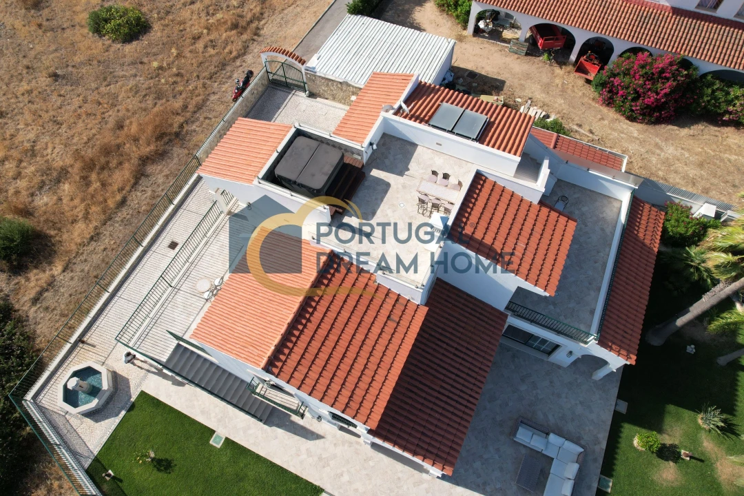 Moradia T5 para Venda em Albufeira e Olhos de Água Foto 53