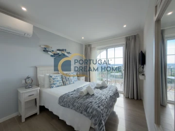 Moradia T5 para Venda em Albufeira e Olhos de Água