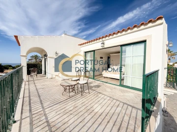 Moradia T5 para Venda em Albufeira e Olhos de Água
