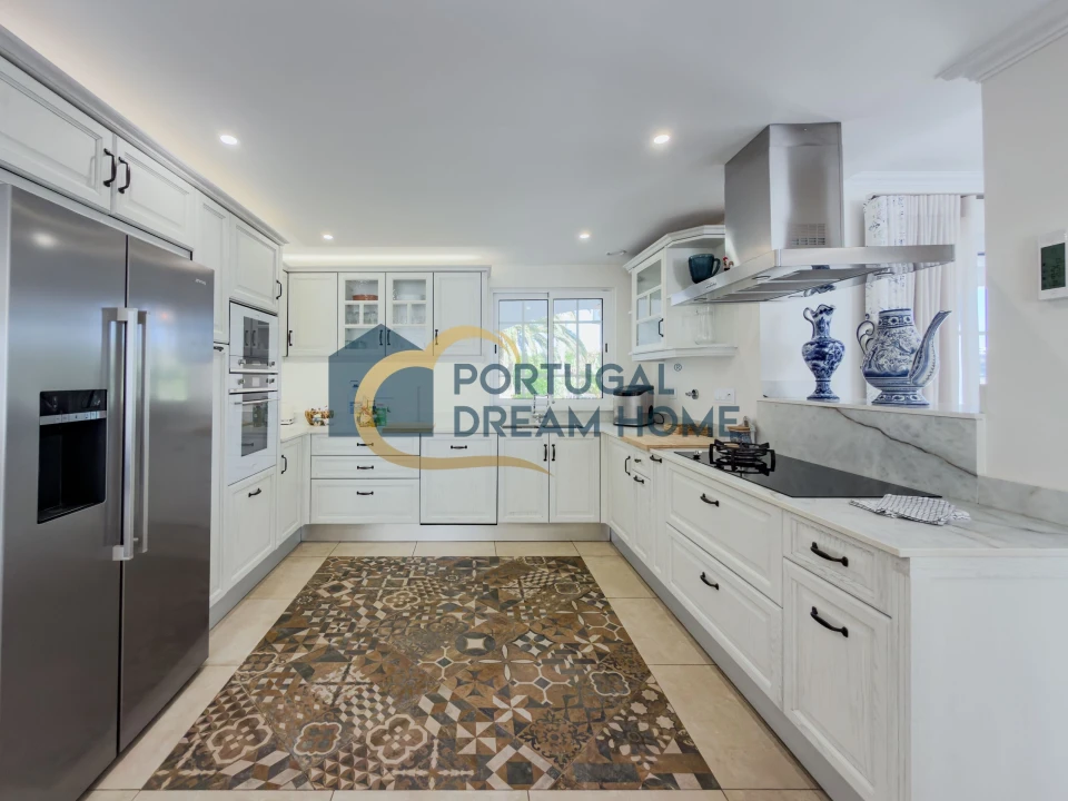 Moradia T5 para Venda em Albufeira e Olhos de Água Foto 8
