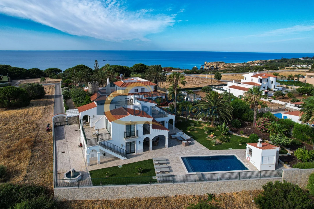 Moradia T5 para Venda em Albufeira e Olhos de Água Foto 33