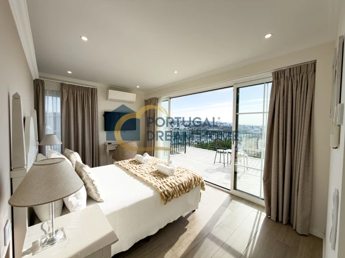 Moradia T5 para Venda em Albufeira e Olhos de Água Foto 42