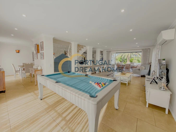 Moradia T5 para Venda em Albufeira e Olhos de Água Foto 5