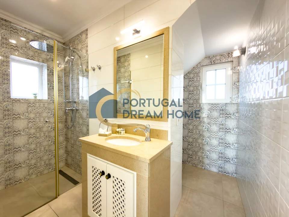 Moradia T5 para Venda em Albufeira e Olhos de Água Foto 60