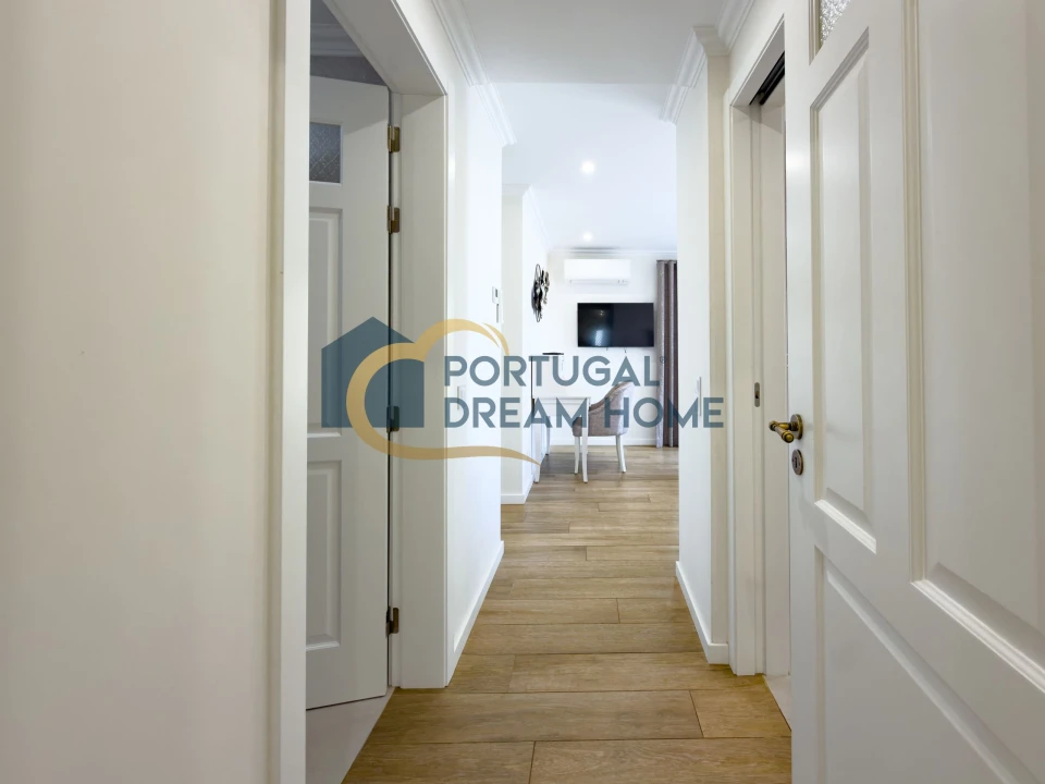 Moradia T5 para Venda em Albufeira e Olhos de Água Foto 13