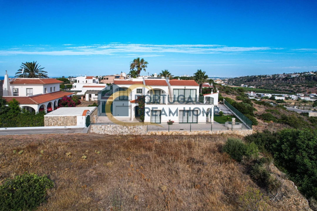 Moradia T5 para Venda em Albufeira e Olhos de Água Foto 31