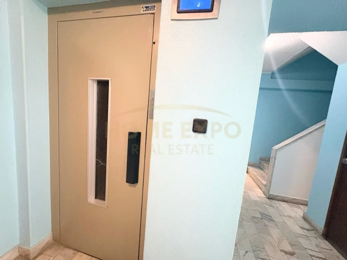 Apartamento T2 para Venda em Sacavém e Prior Velho Foto 7