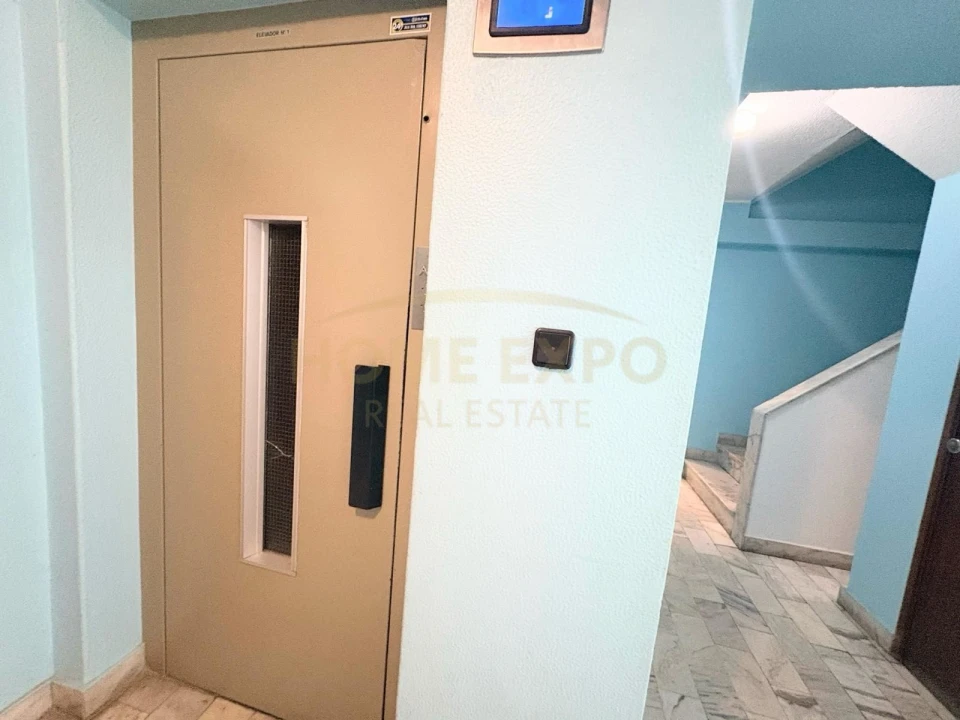 Apartamento T2 para Venda em Sacavém e Prior Velho Foto 7