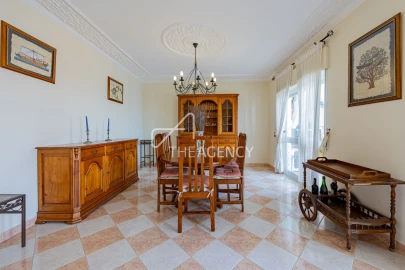 Apartamento T4 para Venda em Quarteira