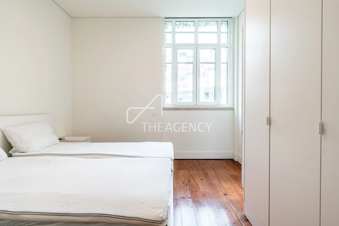 Apartamento T2 para Arrendamento em Santo António Foto 15