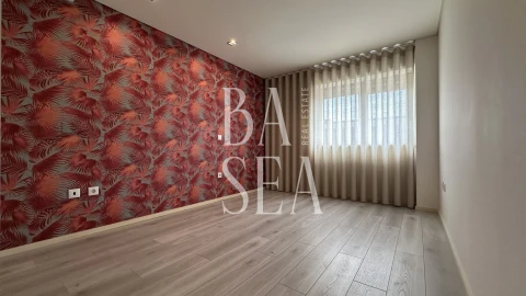 Apartamento T3 para Venda em Ferreiros e Gondizalves