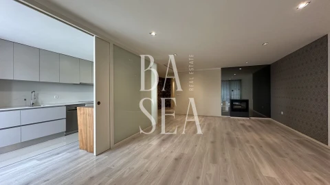 Apartamento T3 para Venda em Ferreiros e Gondizalves