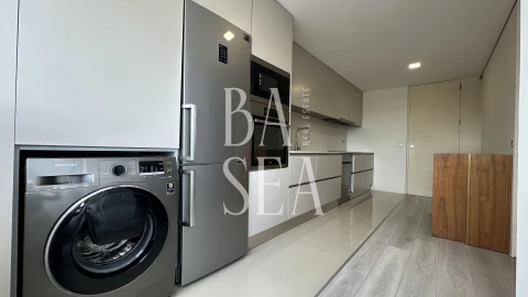 Apartamento T3 para Venda em Ferreiros e Gondizalves