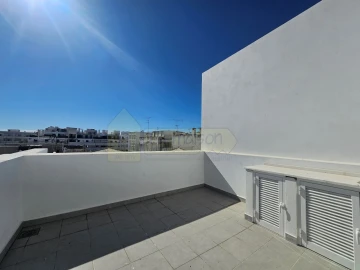 Moradia T4 para Venda em Olhão