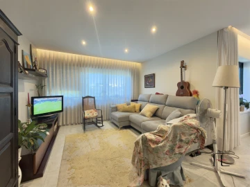 Apartamento T3 para Venda em Mafamude e Vilar do Paraíso