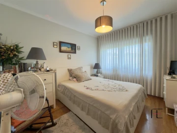 Apartamento T3 para Venda em Mafamude e Vilar do Paraíso