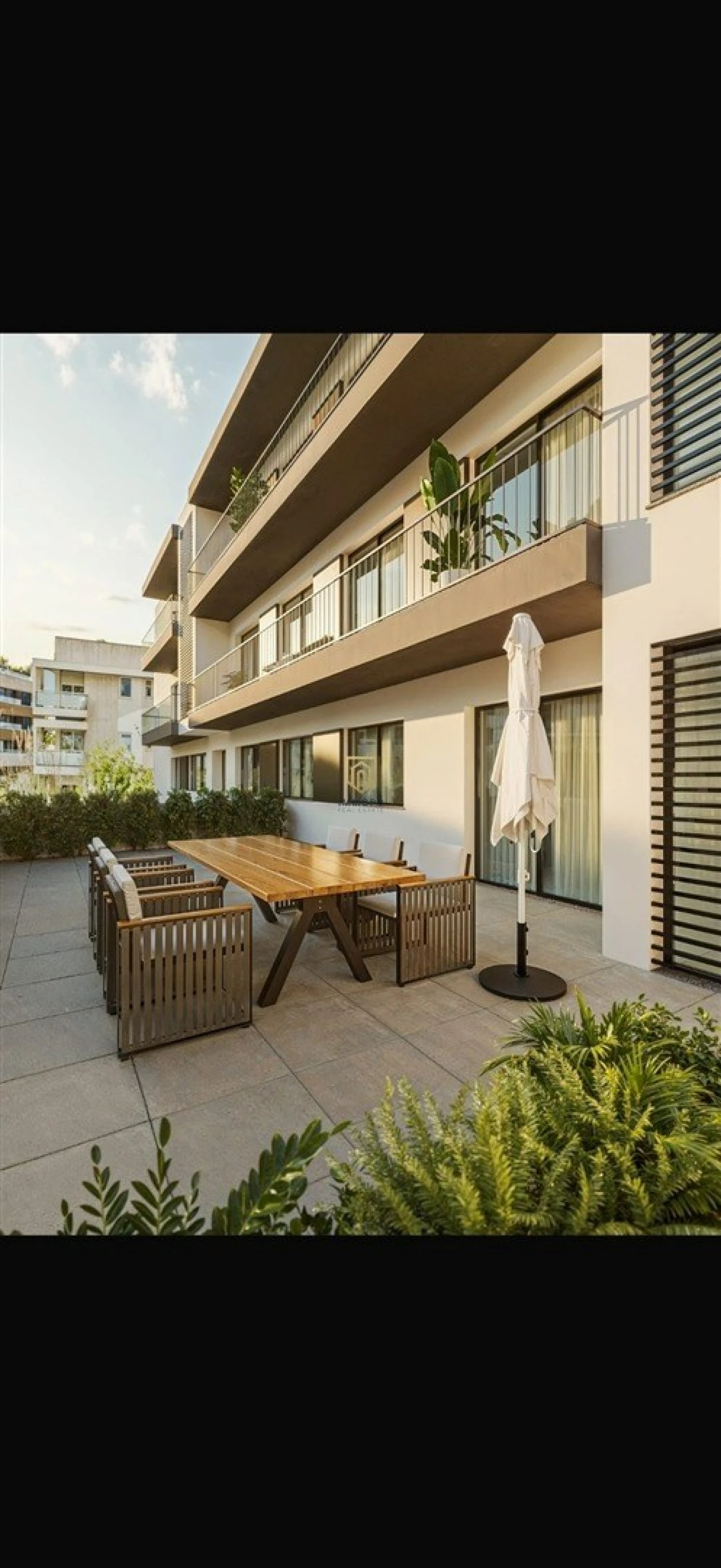 Apartamento T4 para Venda em Madalena Foto 1