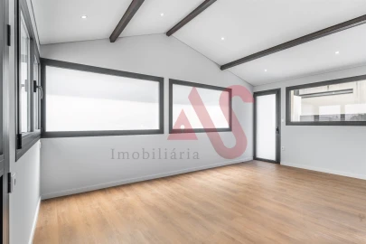 Moradia T4 para Venda em Brito